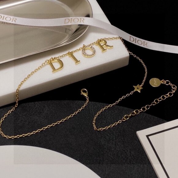 Dior Lustrous Gold Letter Charm Necklace - Picture 2 of 6